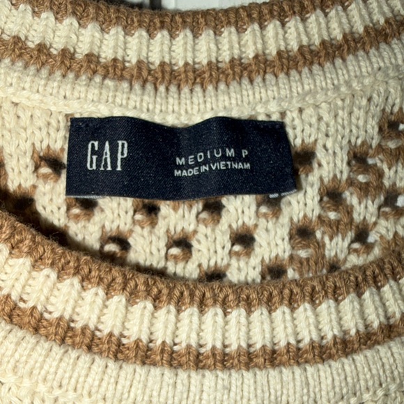 GAP Crochet Tan and Cream Knit Sweater Vest - Picture 3 of 9